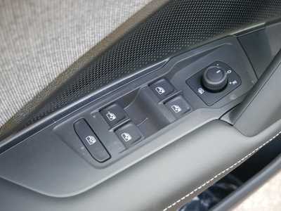 2025 Volkswagen Tiguan, $30025. Photo 7