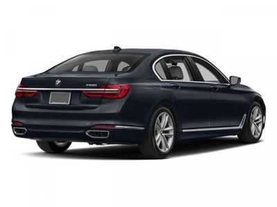 2018 BMW 7 Series, $28498. Photo 2