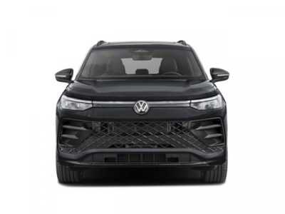 2025 Volkswagen Tiguan, $36886. Photo 7
