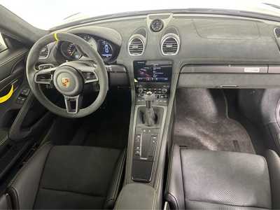 2024 Porsche Cayman, $227500. Photo 10
