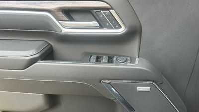2025 Chevrolet 3500 Crew Cab, $67998. Photo 10