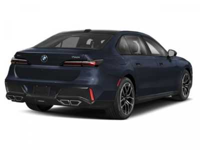 2025 BMW 7 Series, $132975. Photo 2