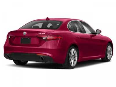 2018 Alfa Romeo Giulia, $16998. Photo 2