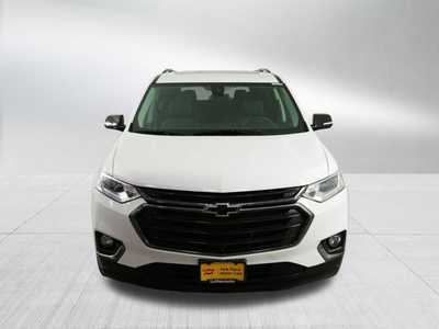 2020 Chevrolet Traverse, $28498. Photo 2