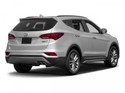 2017 Hyundai Santa Fe, $10000. Photo 5