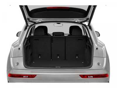 2021 Audi Q5, $28498. Photo 11