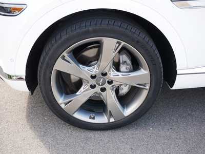 2023 Genesis GV80, $45998. Photo 11