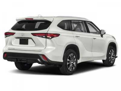 2021 Toyota Highlander, $0. Photo 5