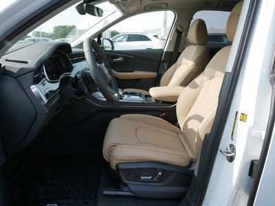 2025 Audi Q7, $0. Photo 7