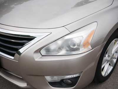 2015 Nissan Altima, $8498. Photo 8
