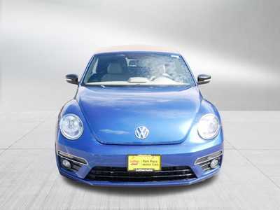 2015 Volkswagen Beetle, $15698. Photo 3
