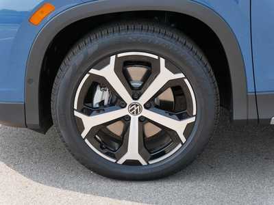 2025 Volkswagen Tiguan, $0. Photo 4