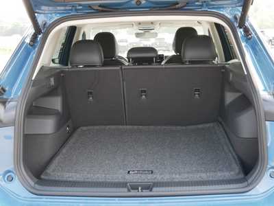 2025 Volkswagen Tiguan, $0. Photo 5