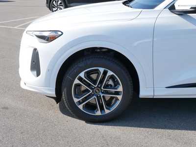 2025 Audi SQ5, $73405. Photo 4