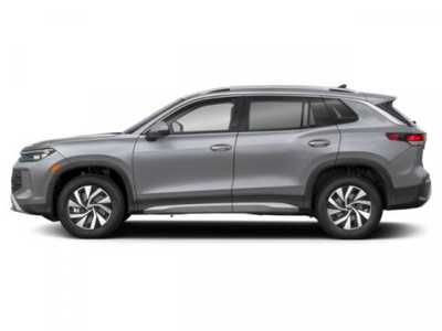 2025 Volkswagen Tiguan, $33946. Photo 6