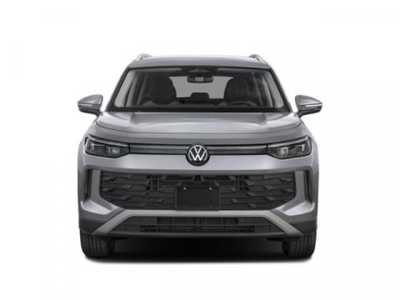 2025 Volkswagen Tiguan, $33946. Photo 7