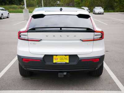 2023 Volvo C40 Recharge, $27998. Photo 6