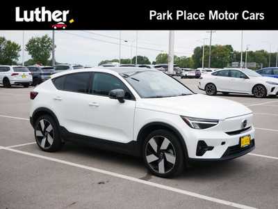 2023 Volvo C40 Recharge, $27998. Photo 1