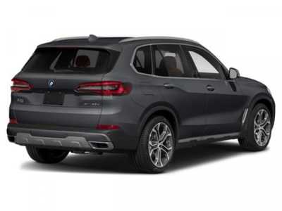 2021 BMW X5, $36498. Photo 2