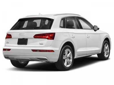 2019 Audi Q5, $20000. Photo 2