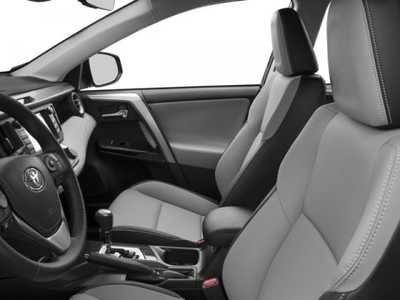 2018 Toyota RAV4, $26798. Photo 12