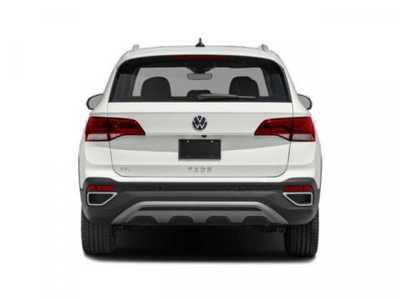 2023 Volkswagen Taos, $25998. Photo 8