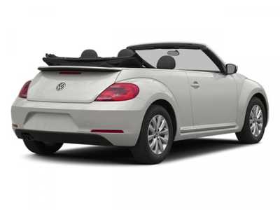 2014 Volkswagen Beetle, $13498. Photo 2