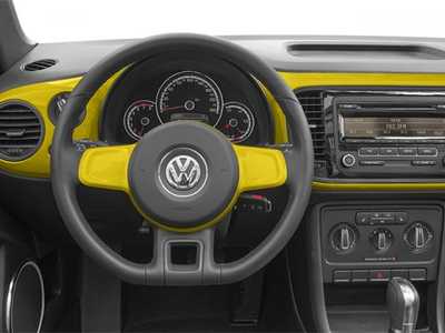 2014 Volkswagen Beetle, $13498. Photo 9