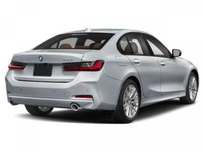 2023 BMW 3 Series, $40000. Photo 2