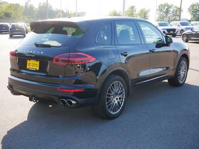 2016 Porsche Cayenne, $20998. Photo 6