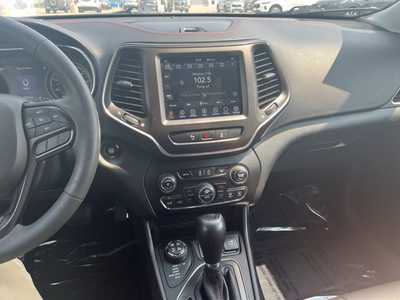 2022 Jeep Cherokee, $0. Photo 10