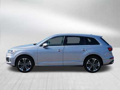 2020 Audi Q7, $30998. Photo 4