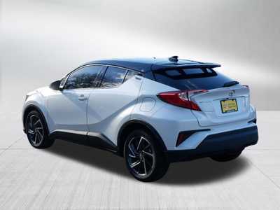 2020 Toyota C-HR, $21998. Photo 5
