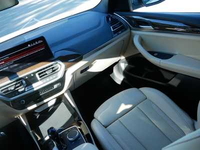 2022 BMW X3, $32998. Photo 11