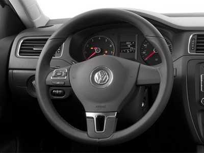 2014 Volkswagen Jetta, $6498. Photo 9