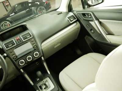 2017 Subaru Forester, $16498. Photo 11