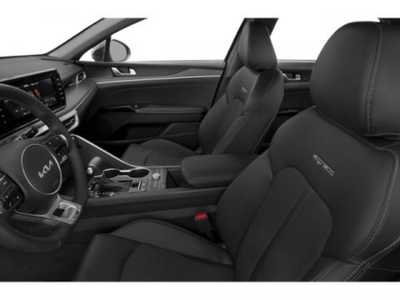 2022 Kia K5, $23998. Photo 12