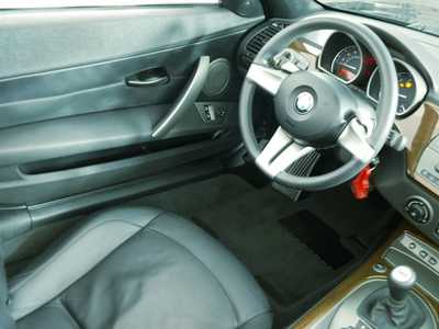 2003 BMW Z4, $9398. Photo 9
