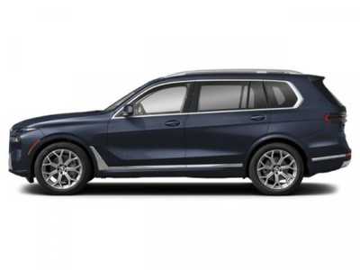 2026 BMW X7, $104675. Photo 3