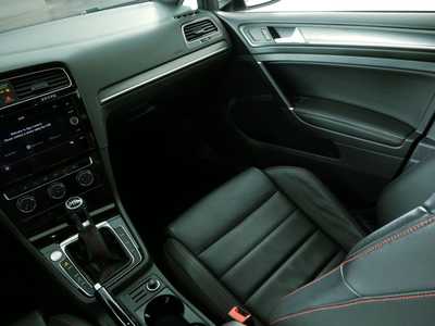 2018 Volkswagen Golf, $16498. Photo 11