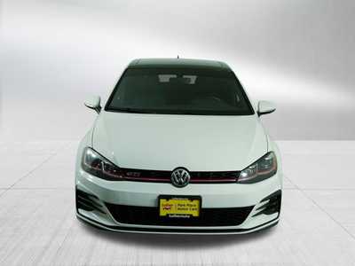 2018 Volkswagen Golf, $16498. Photo 2