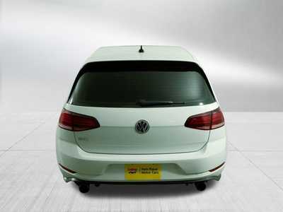 2018 Volkswagen Golf, $16498. Photo 6