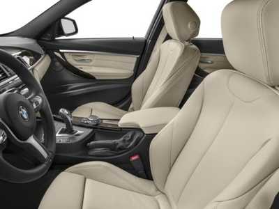 2017 BMW 3 Series, $26998. Photo 12