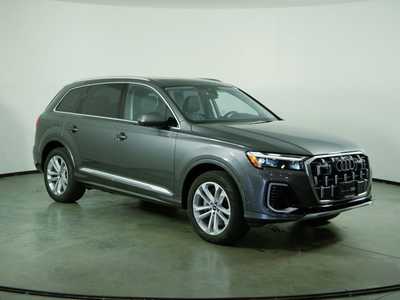 2025 Audi Q7, $0. Photo 2