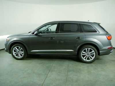 2025 Audi Q7, $0. Photo 5