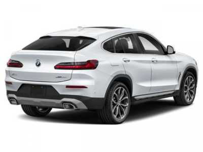 2025 BMW X4, $76815. Photo 5