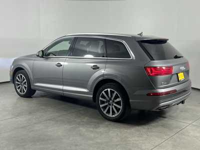 2017 Audi Q7, $17998. Photo 5