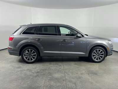 2017 Audi Q7, $17998. Photo 8