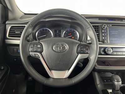 2016 Toyota Highlander, $20000. Photo 12
