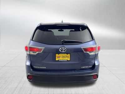 2016 Toyota Highlander, $20000. Photo 6